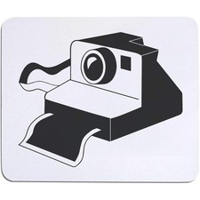 Listing image for 'Retro Vintage Camera' Mouse Mat / Desk Pad (MO00041754)